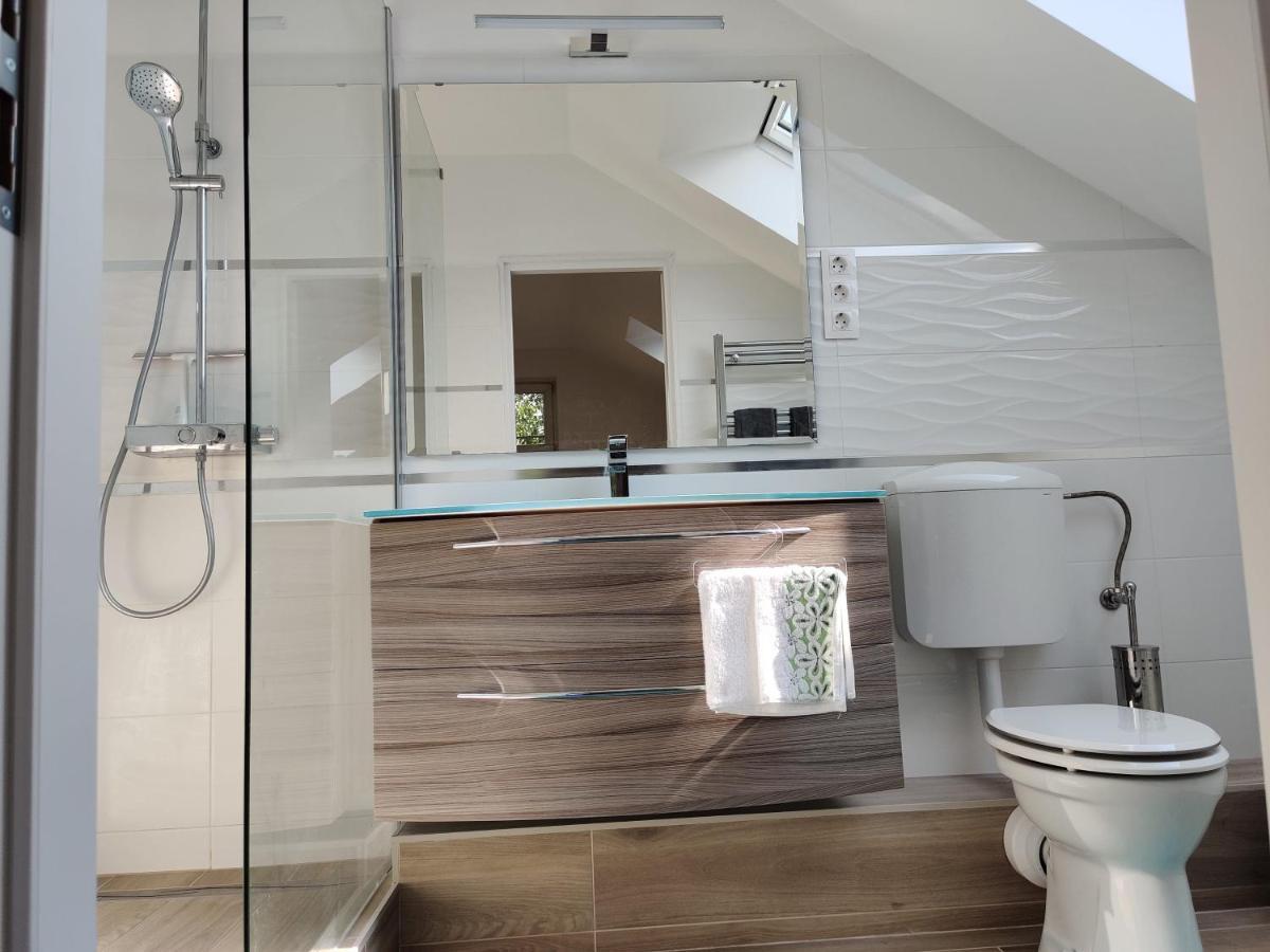 Dali Apartment سنتيندري المظهر الخارجي الصورة