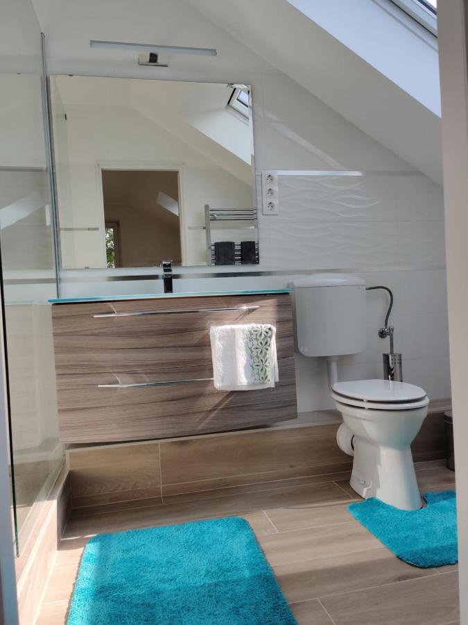 Dali Apartment سنتيندري المظهر الخارجي الصورة