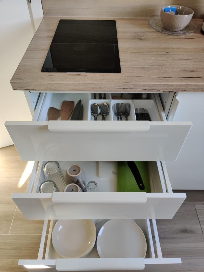 Dali Apartment سنتيندري المظهر الخارجي الصورة