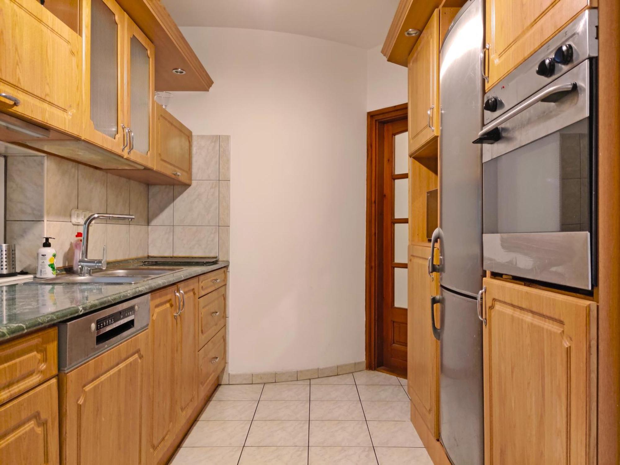 Dali Apartment سنتيندري المظهر الخارجي الصورة