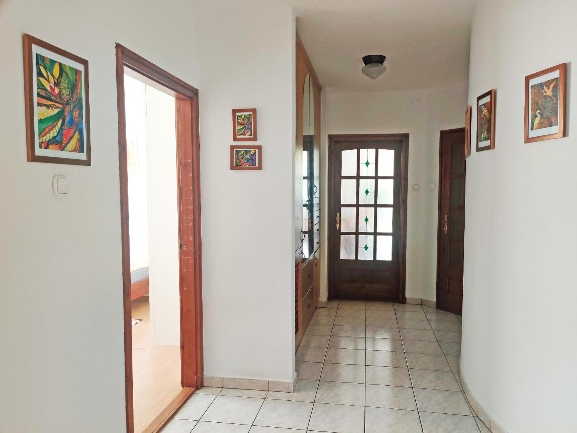 Dali Apartment سنتيندري المظهر الخارجي الصورة