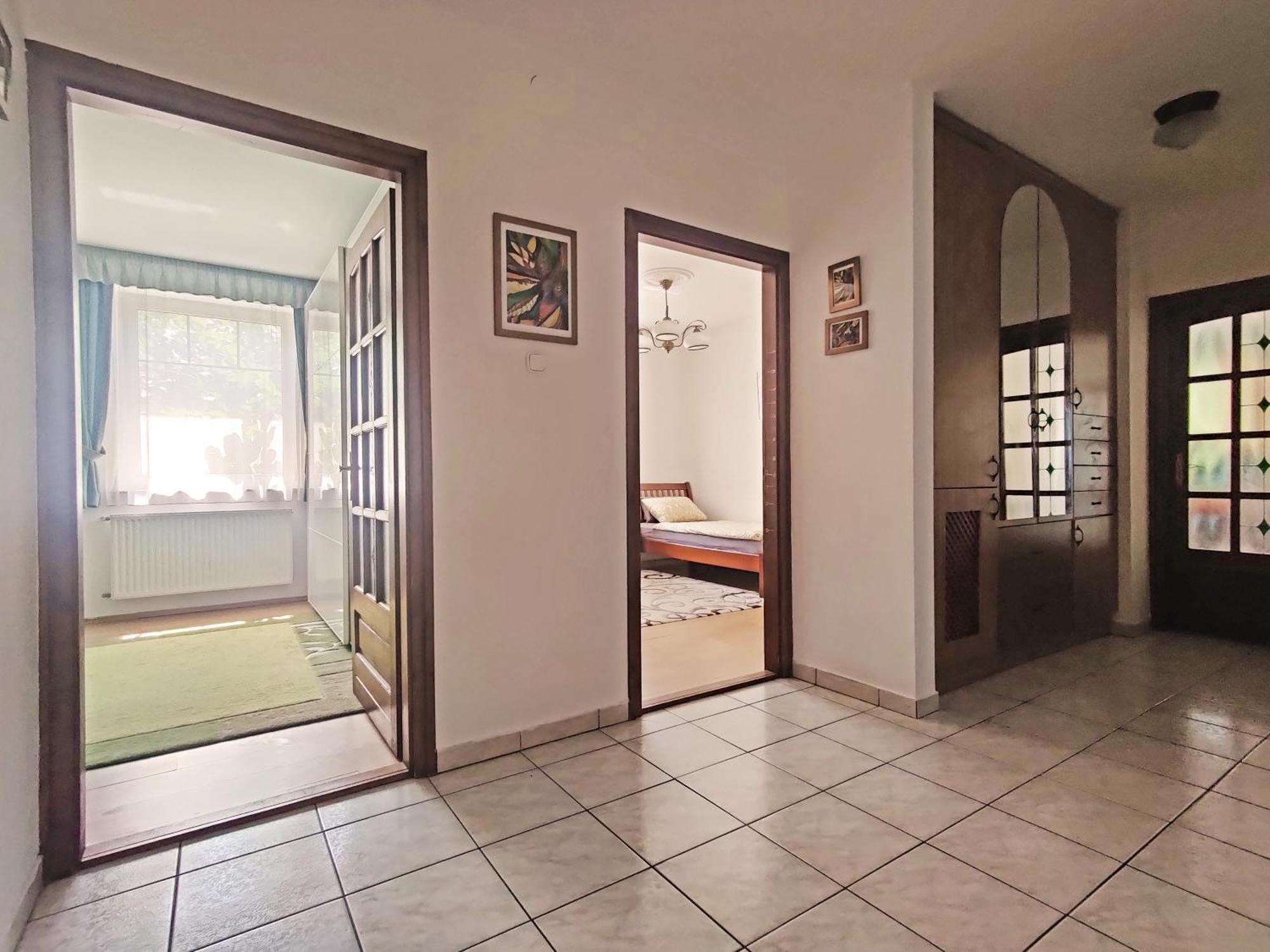 Dali Apartment سنتيندري المظهر الخارجي الصورة