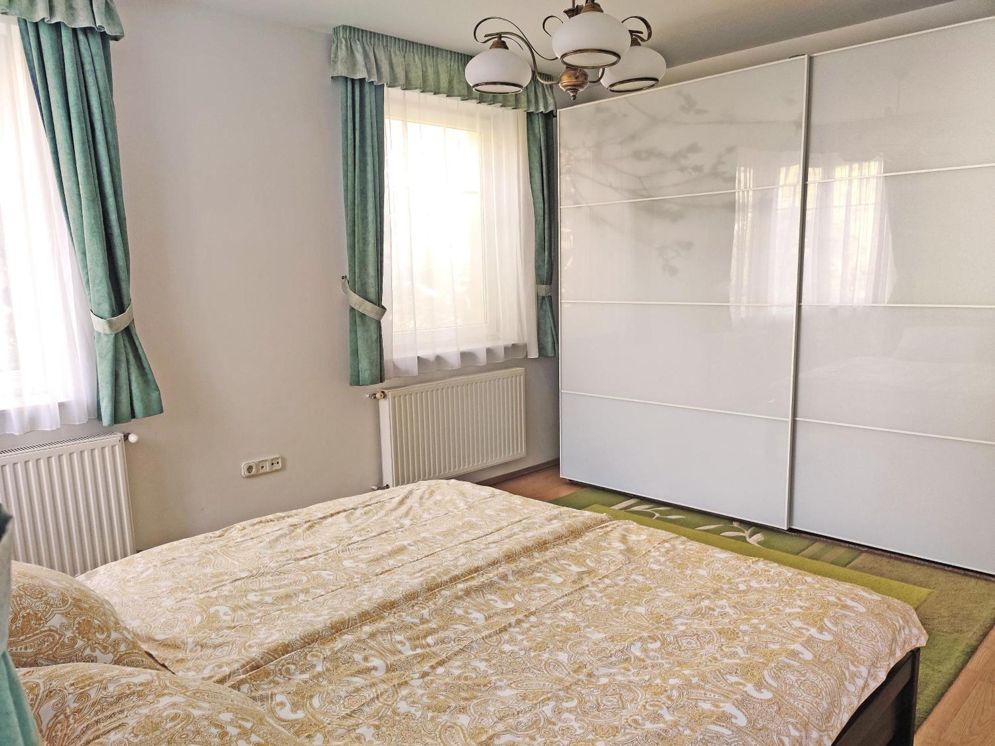 Dali Apartment سنتيندري المظهر الخارجي الصورة